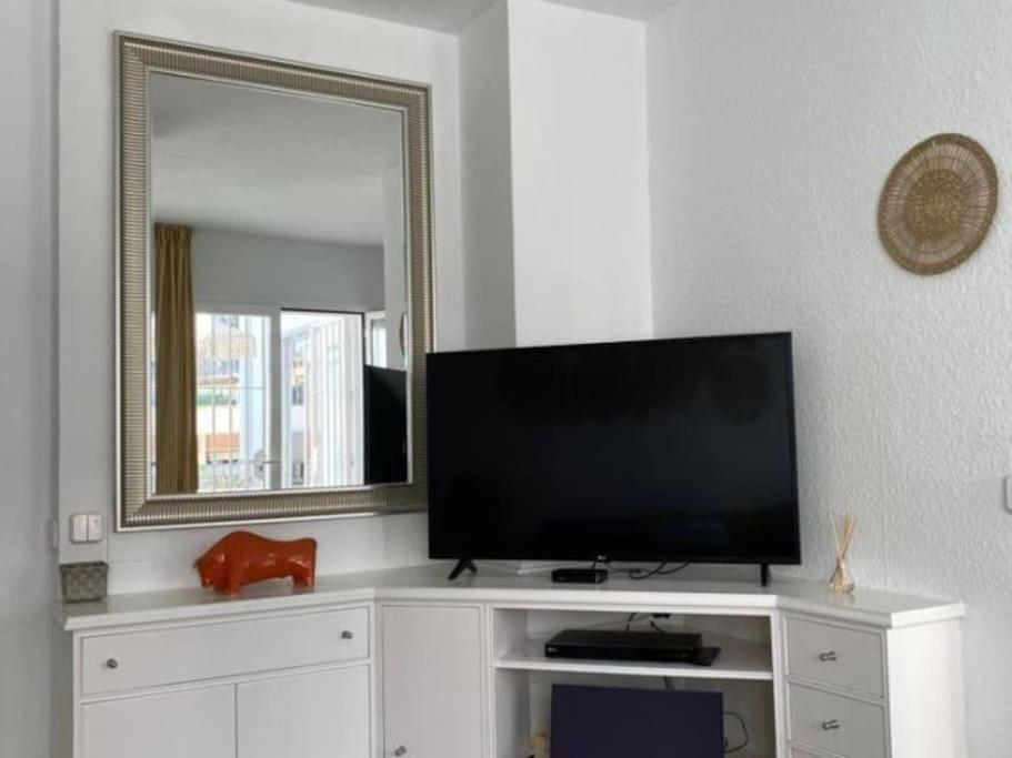 Belissimo Apartment 2 Bedrooms With Patio By Namaste Elite Torremolinos Bagian luar foto
